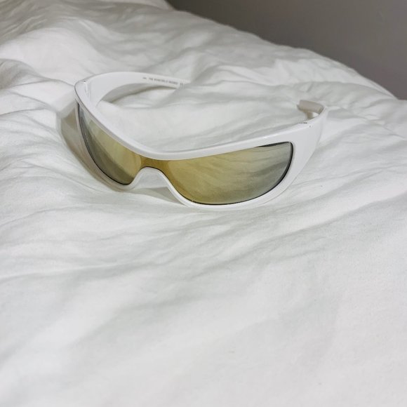 Le Specs x Adam Selman Sunglasses